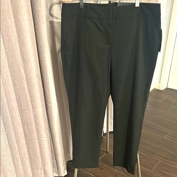 Apt. 9 Black Trousers Professional slim Straight-Leg mid-rise - Picture 1 of 6